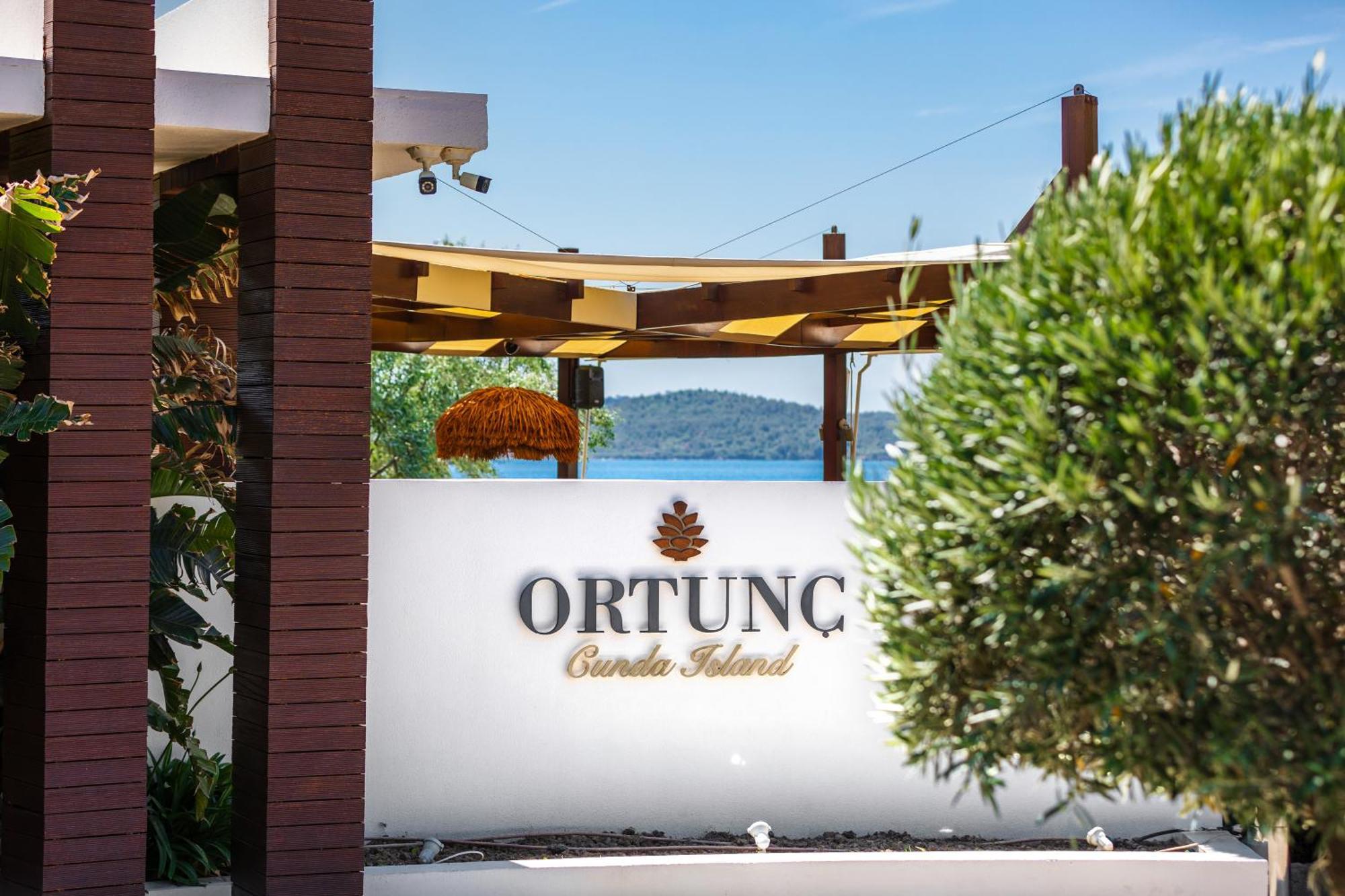 Ortunc Hotel - Cunda Island (Adults Only) Айвалык Экстерьер фото